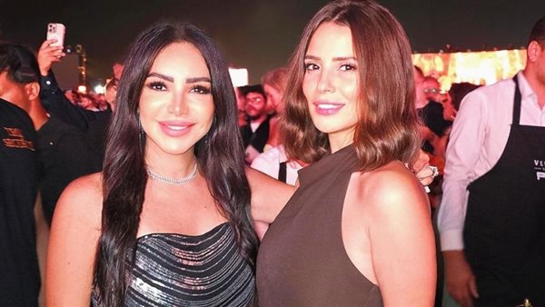 إنجي علاء وإيمان العاصي